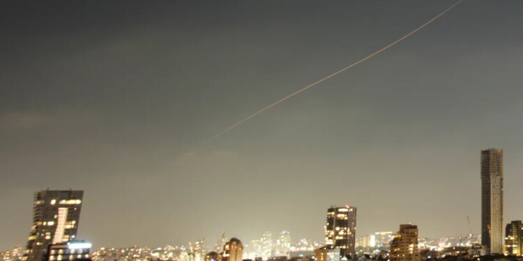 Israel launches airstrikes on central and western Iran after Iranian missiles fired