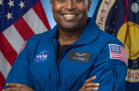 Artemis III crewmember is US Coast Guard Academy grad