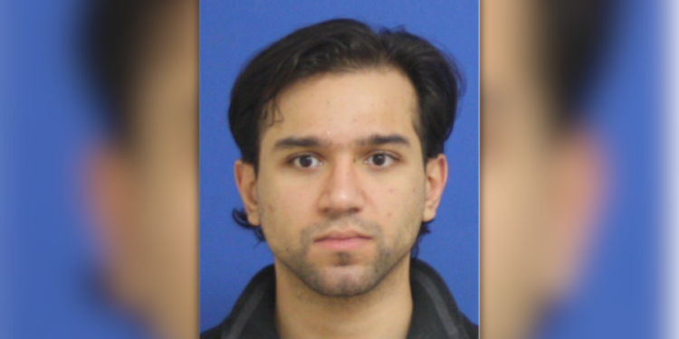 East Haven substitute teacher accused of having inappropriate conversations with students