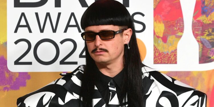 Helicopter with singer Oliver Tree on passenger list collides with another in Brazil