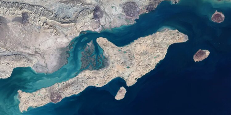 U.S. says it struck Iranian drone and radar sites, as Iran claims attack on air base