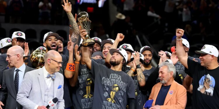 Knicks win first NBA title since 1973 with 94-90 victory over Spurs in Game 5