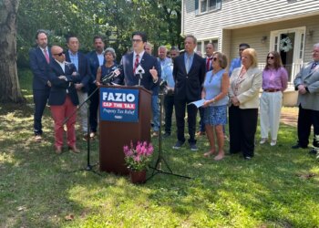 Connecticut governor candidates debate property tax relief as bills arrive