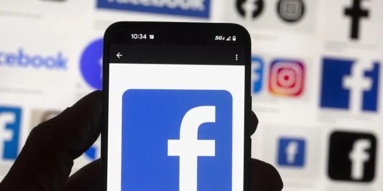 Is Facebook down? Users report problems with Meta platforms