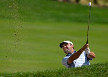 Near-record round gives Scheffler Travelers Championship lead