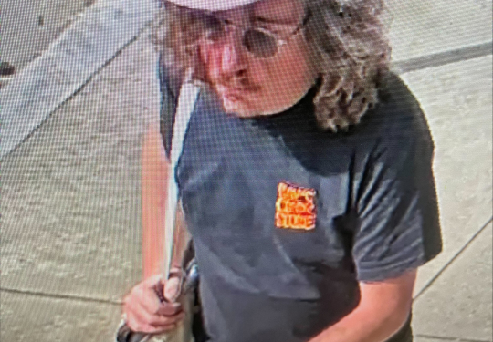New Haven police trying to ID suspect in alleged antisemitic incident on Crown Street