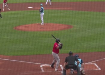 Yard Goats score 3 in 7th inning to rally past Sea Dogs