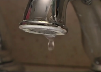 Water main break disrupting service for some in Waterbury