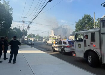 Fire breaks out at New Haven home