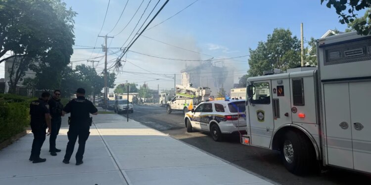 Fire breaks out at New Haven home