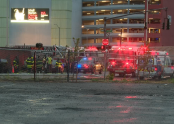 2-vehicle crash reported on Chapel Street in Hartford