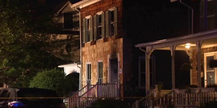 CSP Fire and Explosion Investigation Unit assisting New London Fire Marshal with house fire investigation