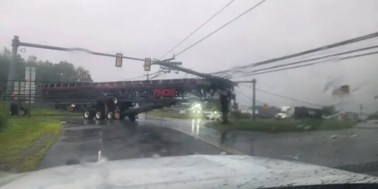 Crash involving crane, power lines closes intersection in Colchester