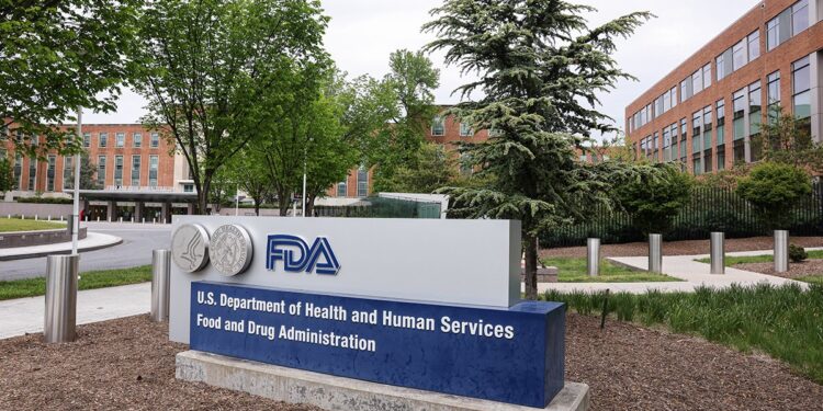 FDA panel narrowly backs unapproved peptide drugs favored by RFK Jr.