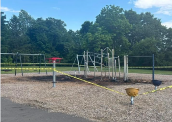 Fire closes Poquonock School playground in Windsor until further notice