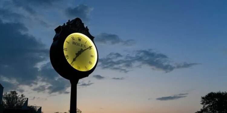 If permanent daylight saving time bill passes, will Connecticut be impacted?