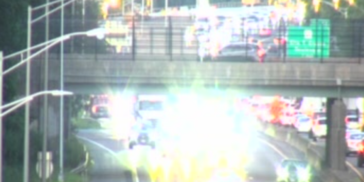 State Police major crime unit on scene of suspicious incident on I-95 in West Haven