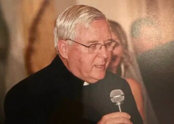 Wake service held for beloved West Hartford priest