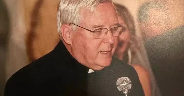 Wake service held for beloved West Hartford priest