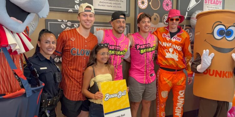 Connecticut teen with rare blood disorder surprised with Banana Ball tickets