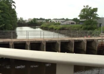 Body discovered Sunday in West River, officials wait for autopsy results to identify