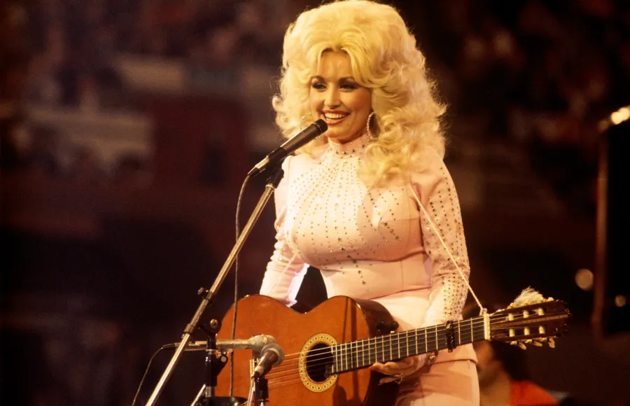 Dolly Parton performing in the U.K. in 1976. 