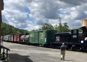 Cruisin' Connecticut: Take a train through history at the Railroad Museum of New England
