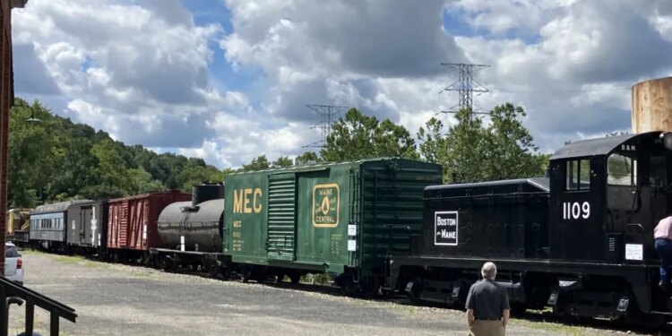 Cruisin' Connecticut: Take a train through history at the Railroad Museum of New England