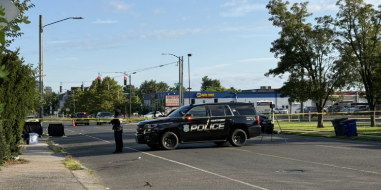 Five shot, one killed in Hartford shooting