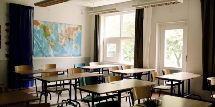Hundreds of New Britain students still need required vaccinations before school starts