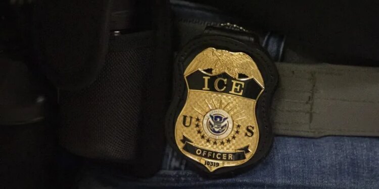 Lamont, Danbury mayor to discuss increased ICE activity in Connecticut