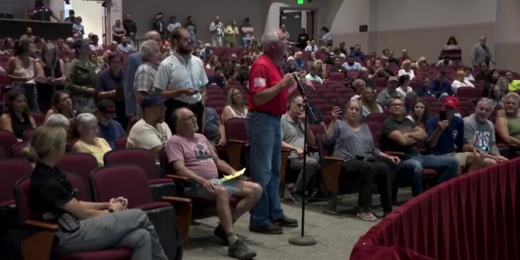 Milford residents, police debate use of Flock cameras at fiery meeting