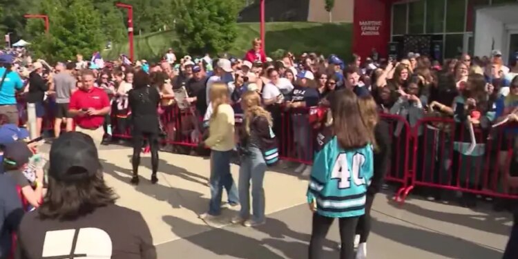 NHL players already planning return to Shoulder Check Hockey Showcase