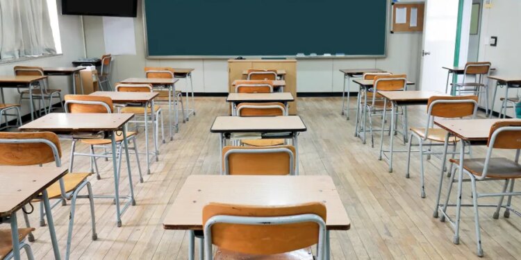 New school year begins in Milford, with more armed security guards